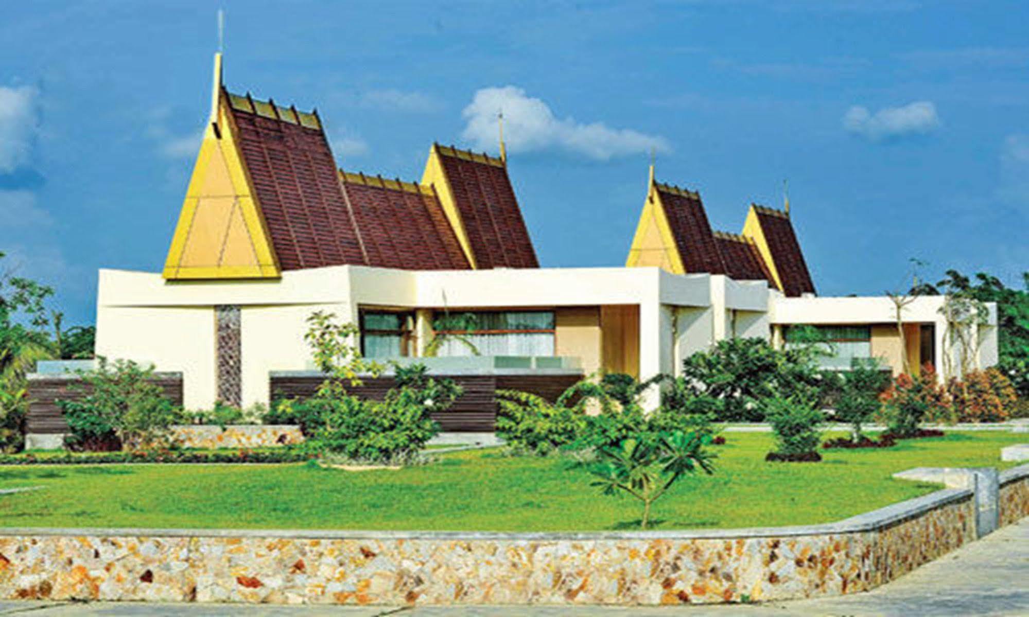 The Myat Mingalar Hotel Naypyidaw Esterno foto